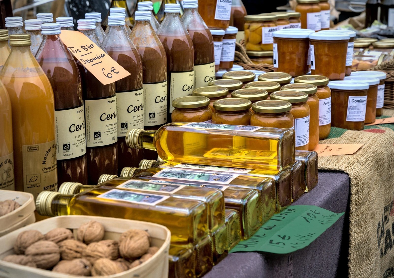 Épicerie fine artisanale, bocaux et conserves locales